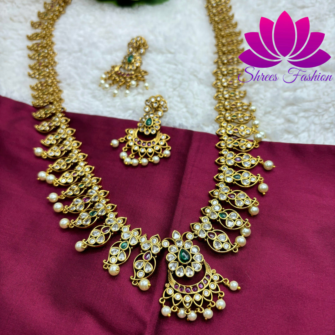 Exquisite Kemp and Cubic Zirconia Stones Long Haram with Chandbali Pendant and Earrings