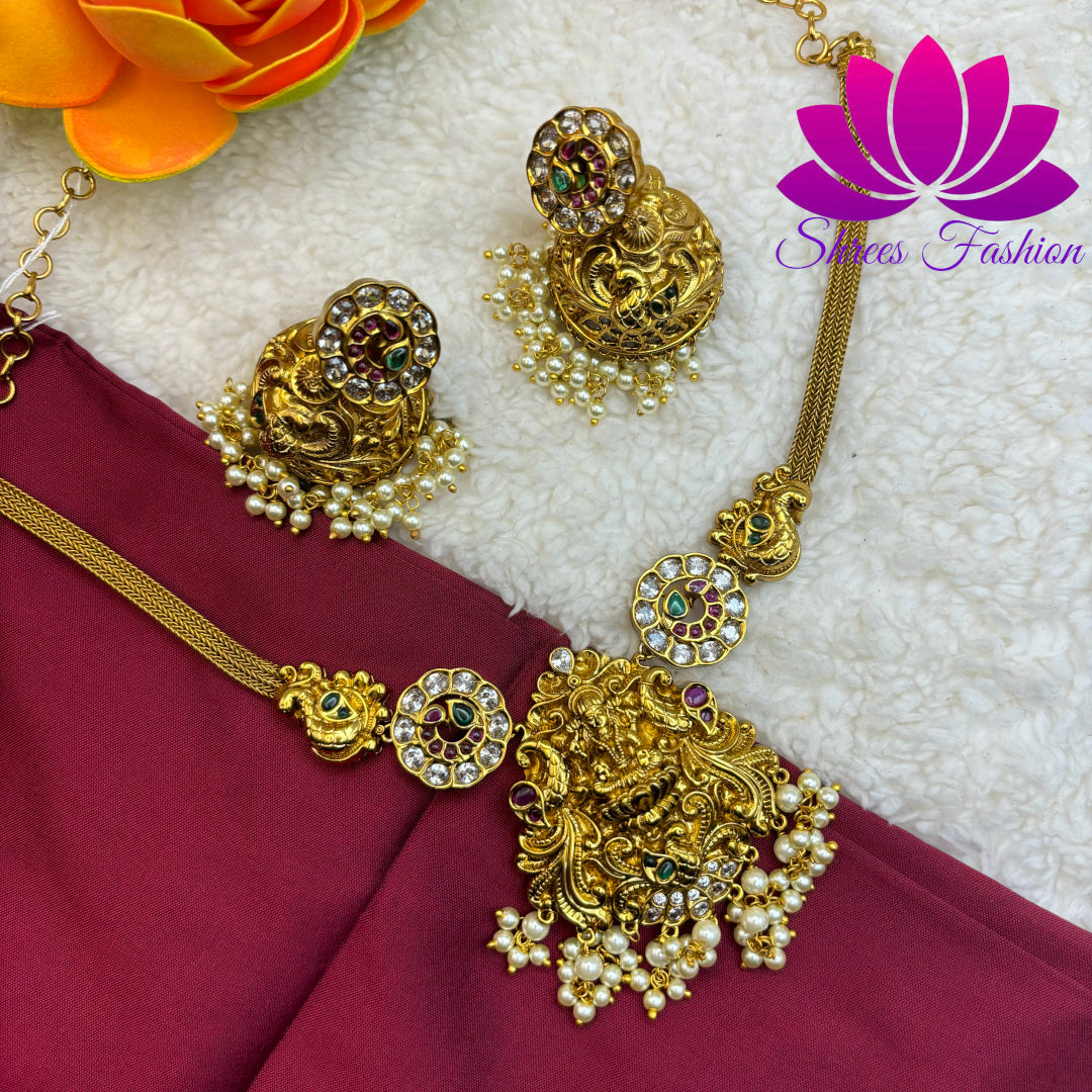 Serenity's Embrace: Matte Gold Temple Necklace with Exquisite Pendant"