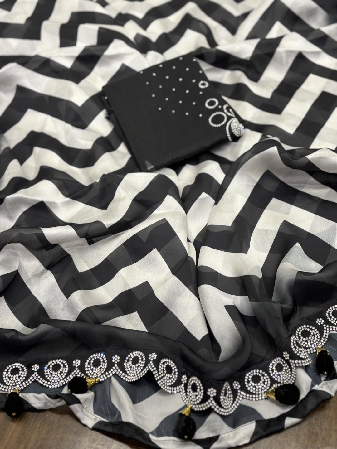 Shop Black & White Saree in Melbourne: Elegant Georgette Fashion